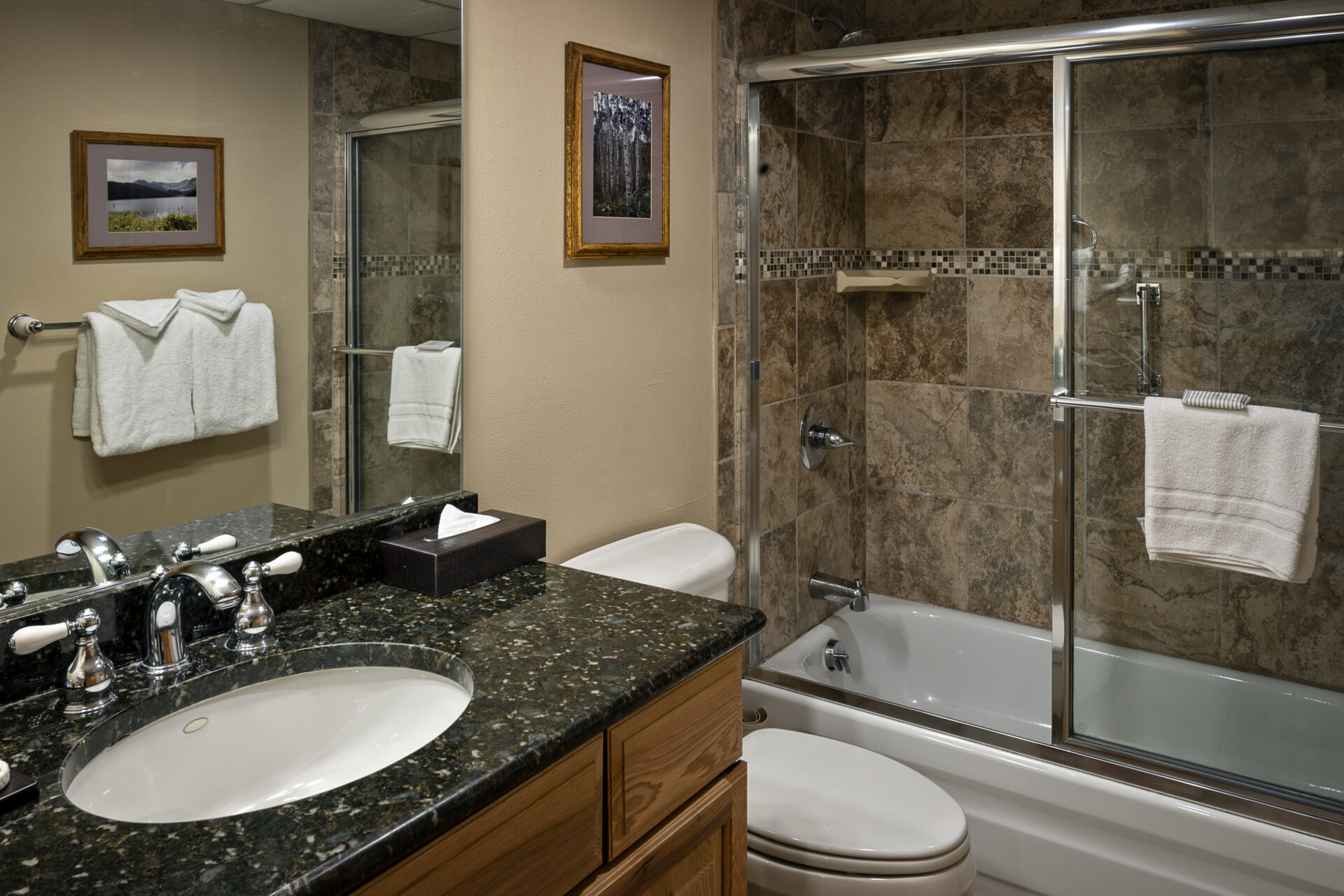 Room 26230 Bathroom