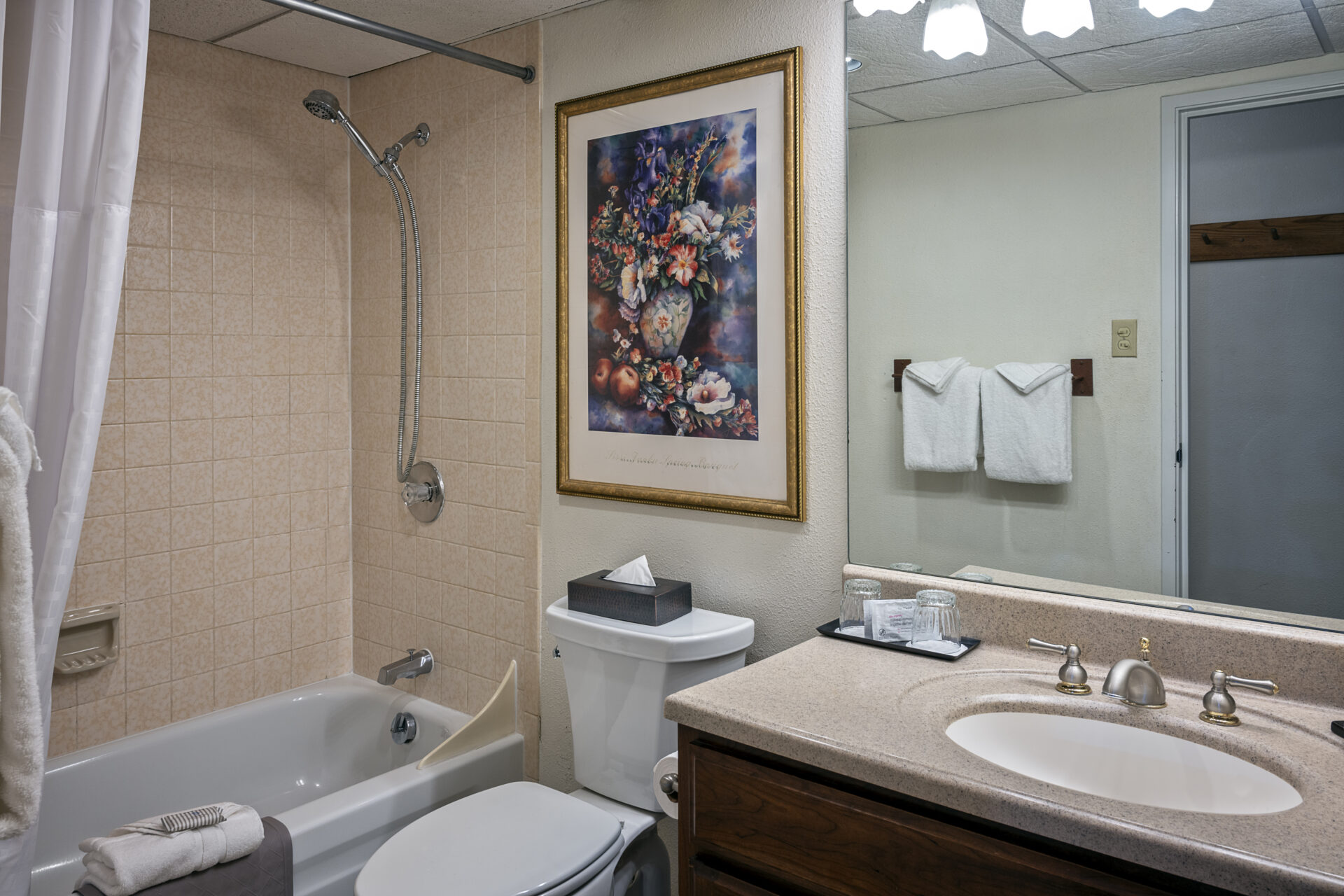 Room 26230 bathroom