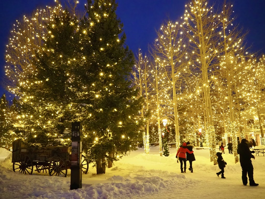 lighting of Breckenridge lit up at night