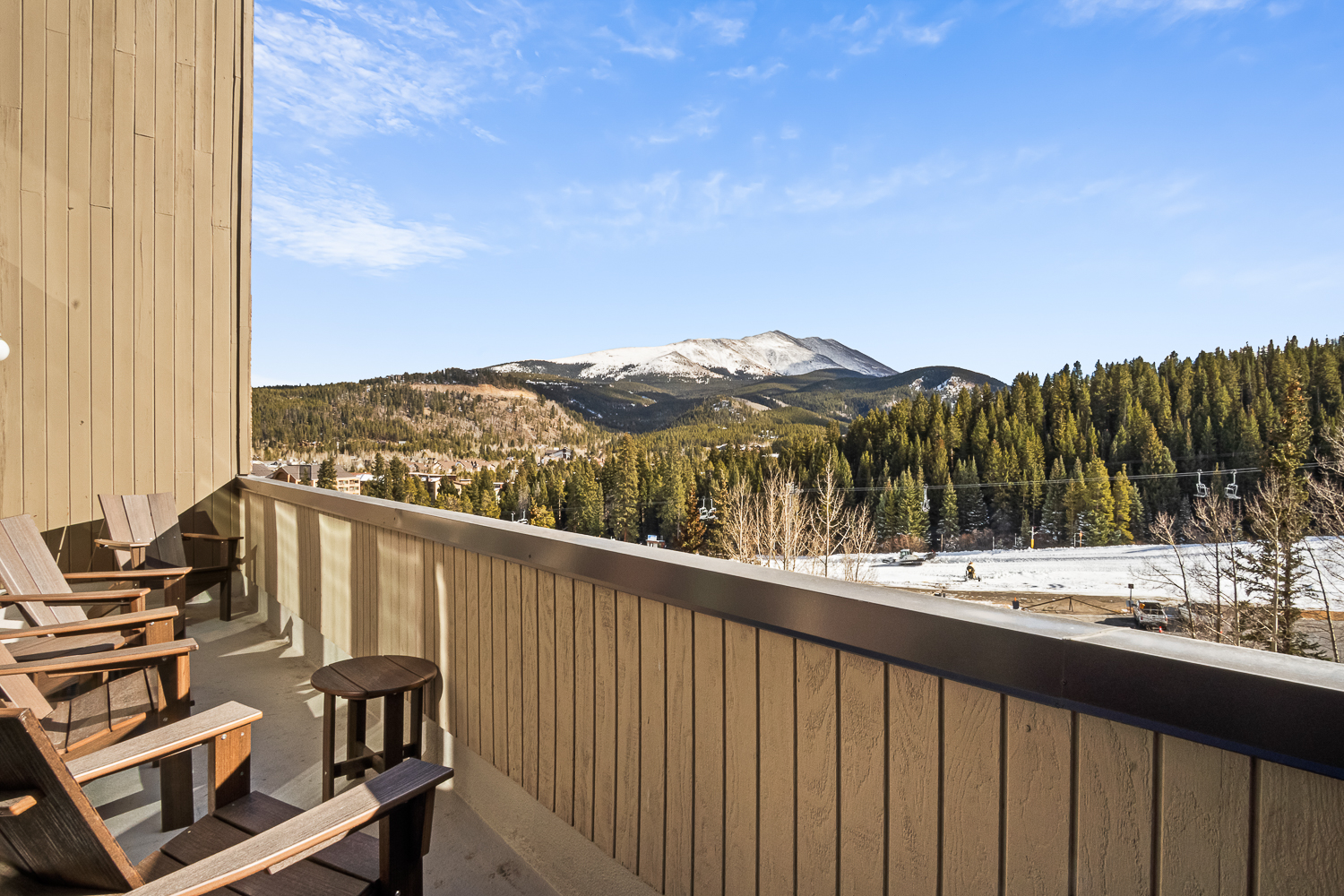 Alpenglow Suite outside deck view