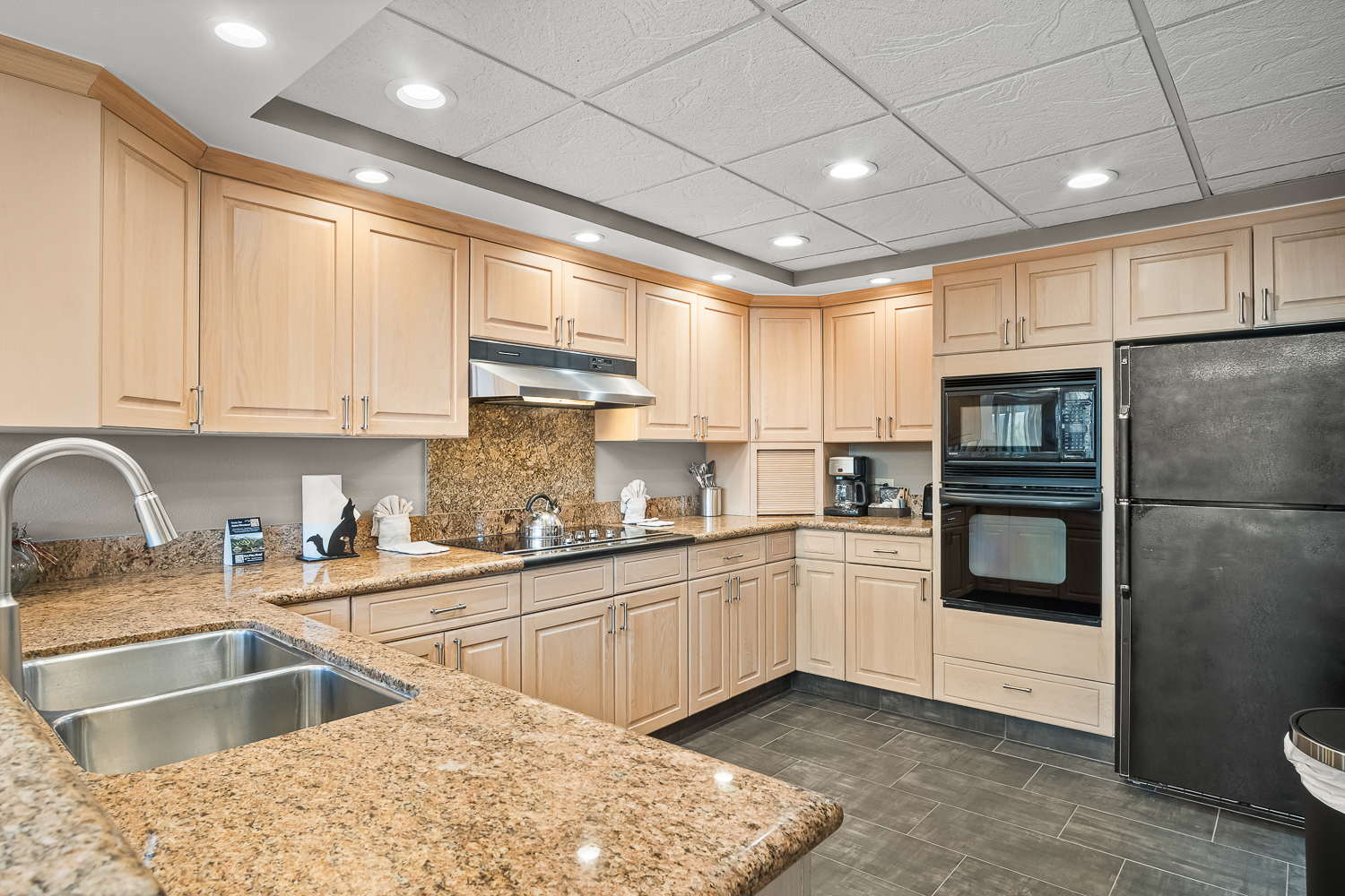 Imperial Suite kitchen