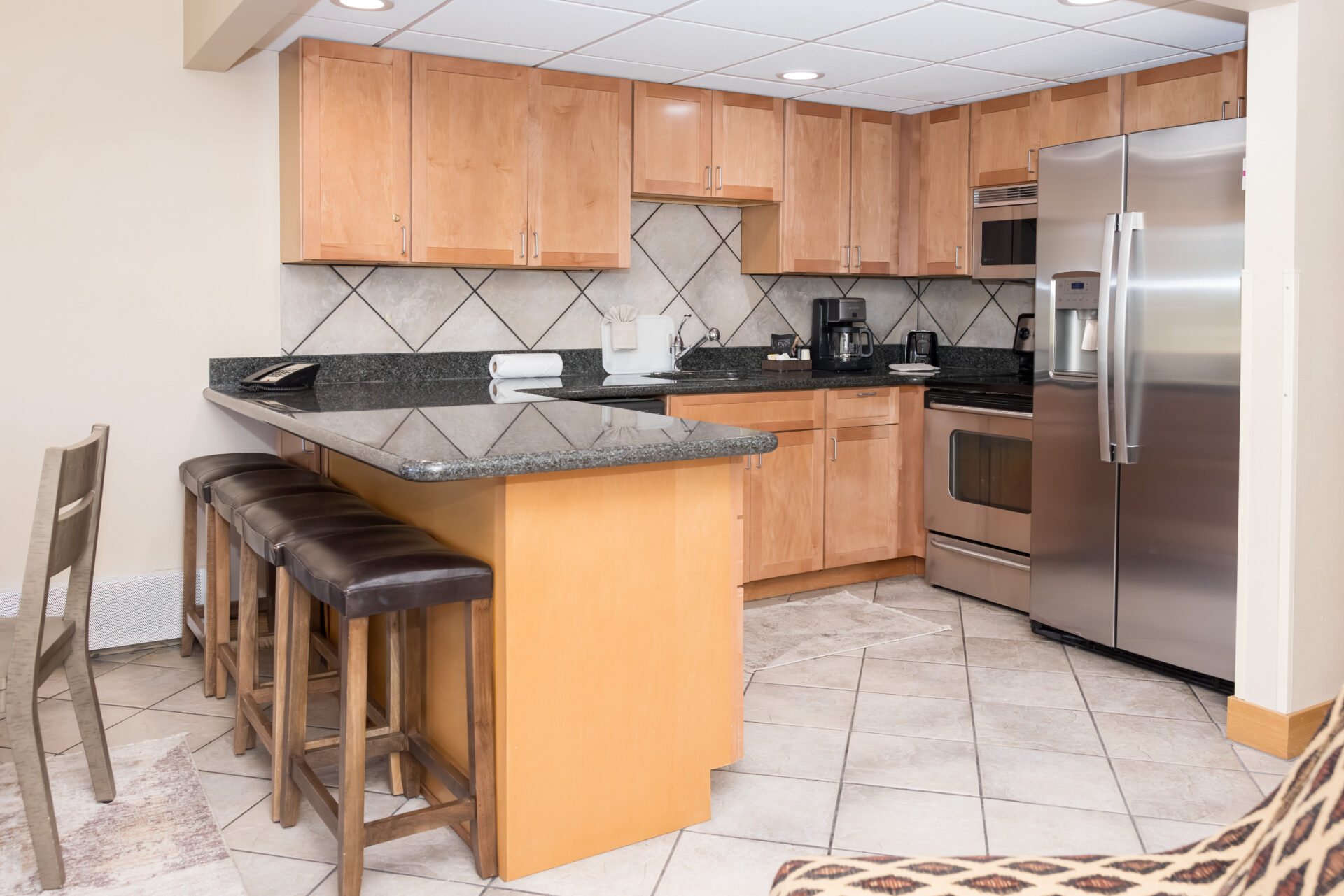 one bedroom suite kitchen